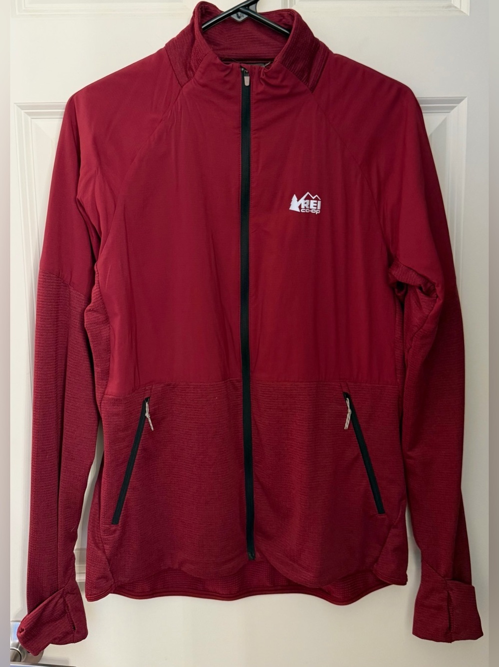 REI Women’s Lightweight Full Zip Active Jacket, Red, Medium